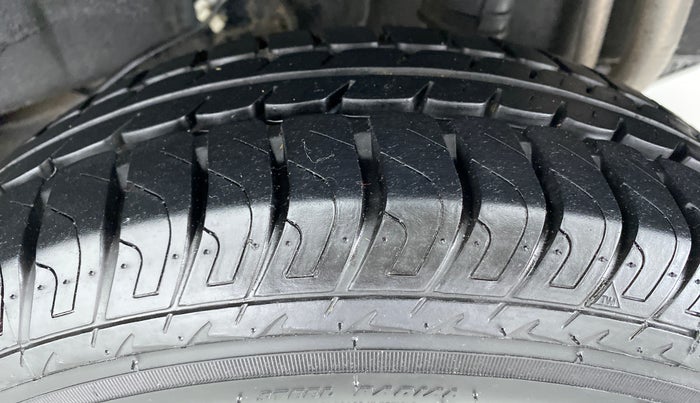 2018 Datsun Go Plus T, Petrol, Manual, 2,480 km, Left Rear Tyre Tread