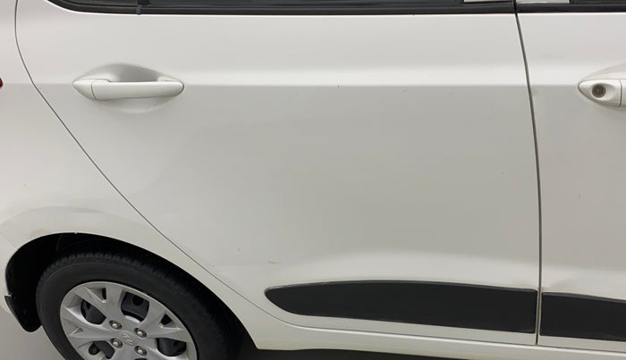 2016 Hyundai Grand i10 SPORTZ 1.2 KAPPA VTVT, Petrol, Manual, 62,168 km, Right rear door - Slightly dented