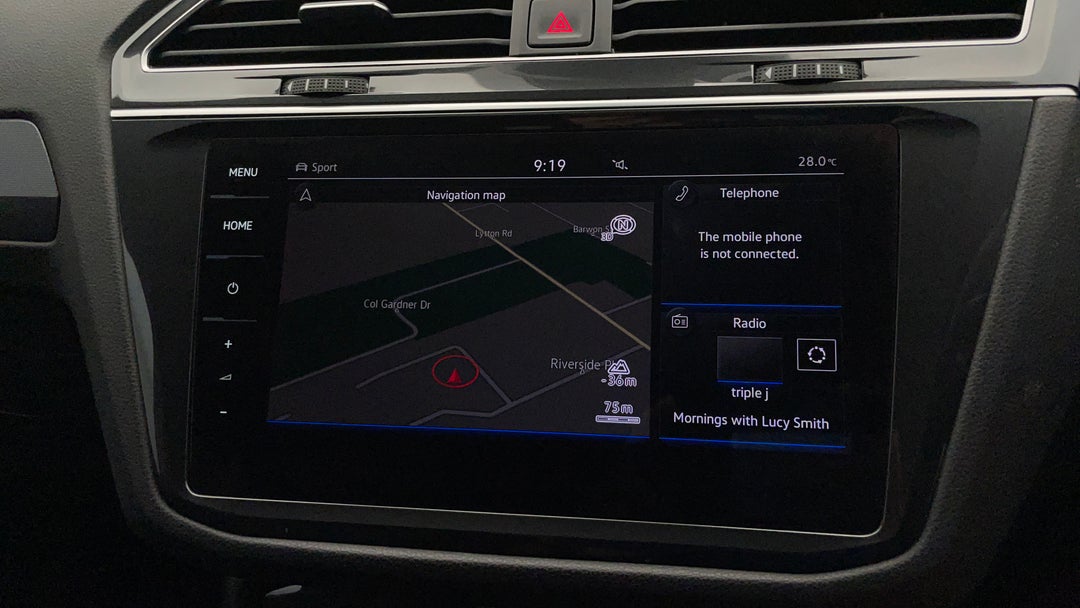 2018 Volkswagen Tiguan Wolfsburg Edition, Automatic, 83801 km, Infotainment System