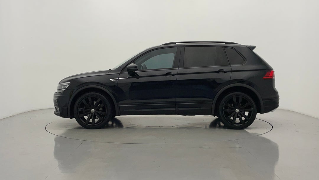 2018 Volkswagen Tiguan Wolfsburg Edition, Automatic, 83801 km, Left Side View