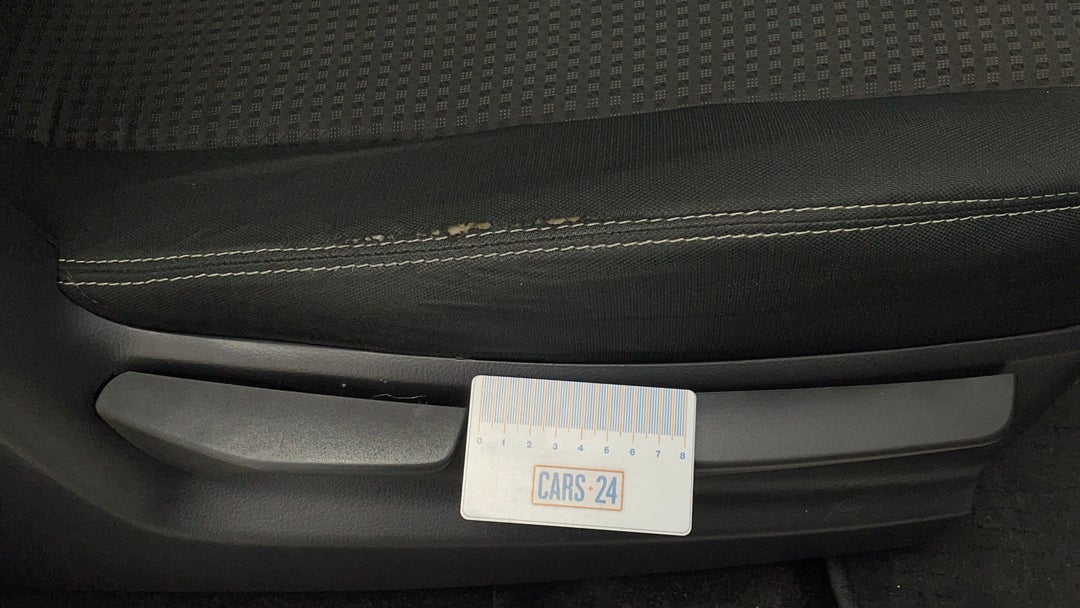 Seats Front RHS Wear