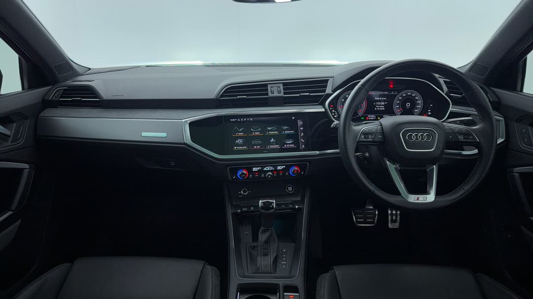 2022 Audi Q3 40 Tfsi Quattro S Line, Automatic, 33348 km, Dashboard View