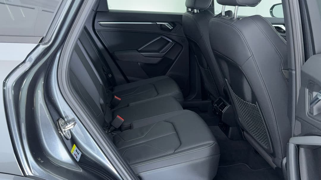 2022 Audi Q3 40 Tfsi Quattro S Line, Automatic, 33348 km, Right Side Rear Door Cabin View