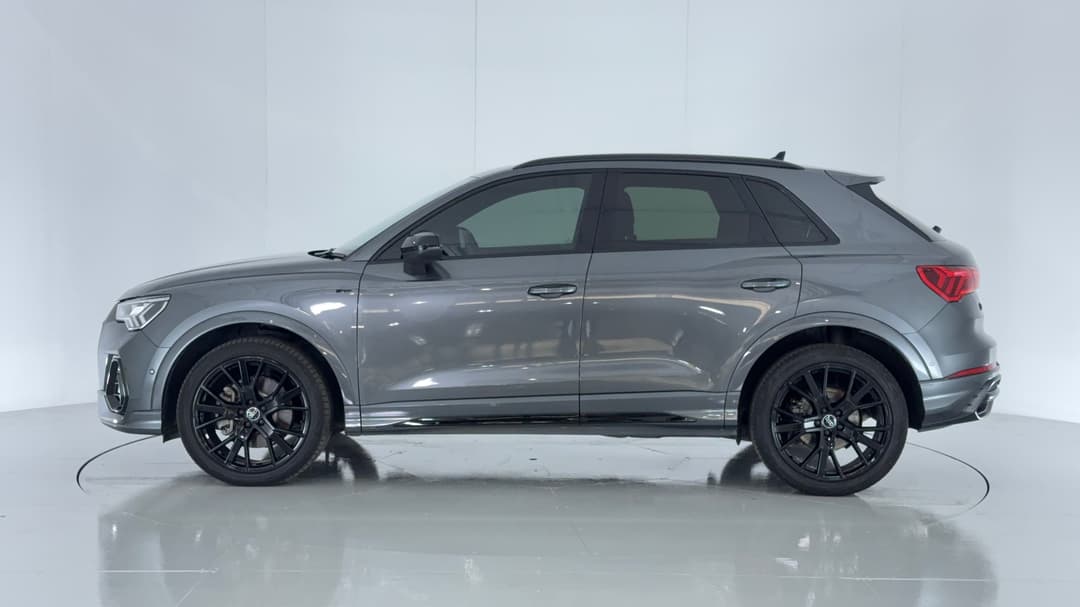 2022 Audi Q3 40 Tfsi Quattro S Line, Automatic, 33348 km, Left Side View