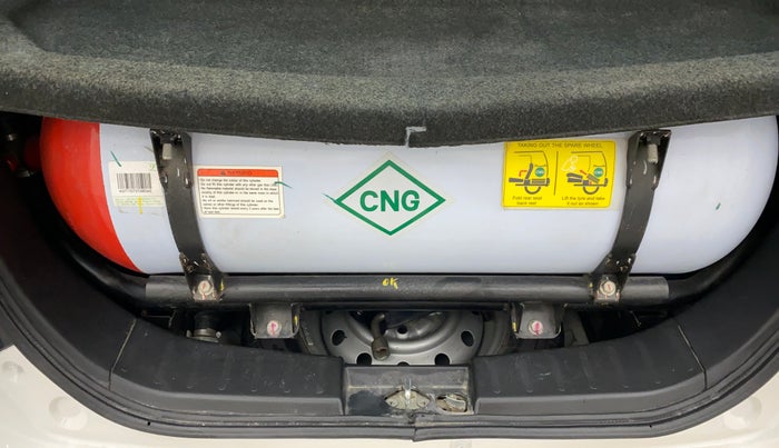 2017 Maruti Wagon R 1.0 LXI CNG, CNG, Manual, 40,232 km, Boot Inside