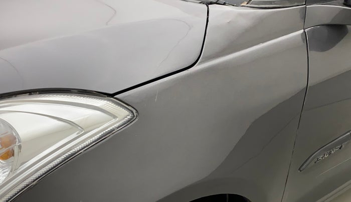 2015 Maruti Swift VDI ABS, Diesel, Manual, 1,16,760 km, Left fender - Paint has minor damage