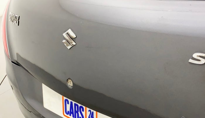 2015 Maruti Swift VDI ABS, Diesel, Manual, 1,16,760 km, Dicky (Boot door) - Minor scratches