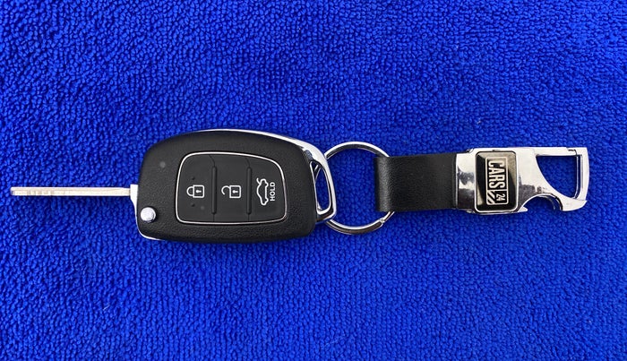 2014 Hyundai Xcent S 1.2, Petrol, Manual, 14,064 km, Key Close Up