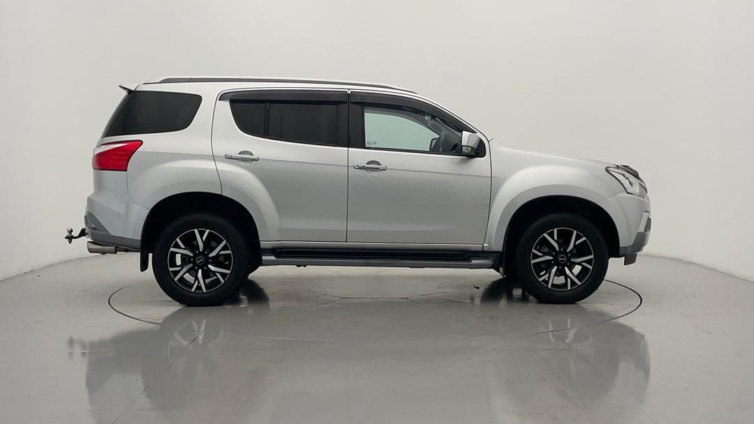 2021 Isuzu MU-X Ls-t (4x2), Automatic, 45059 km, Right Side View
