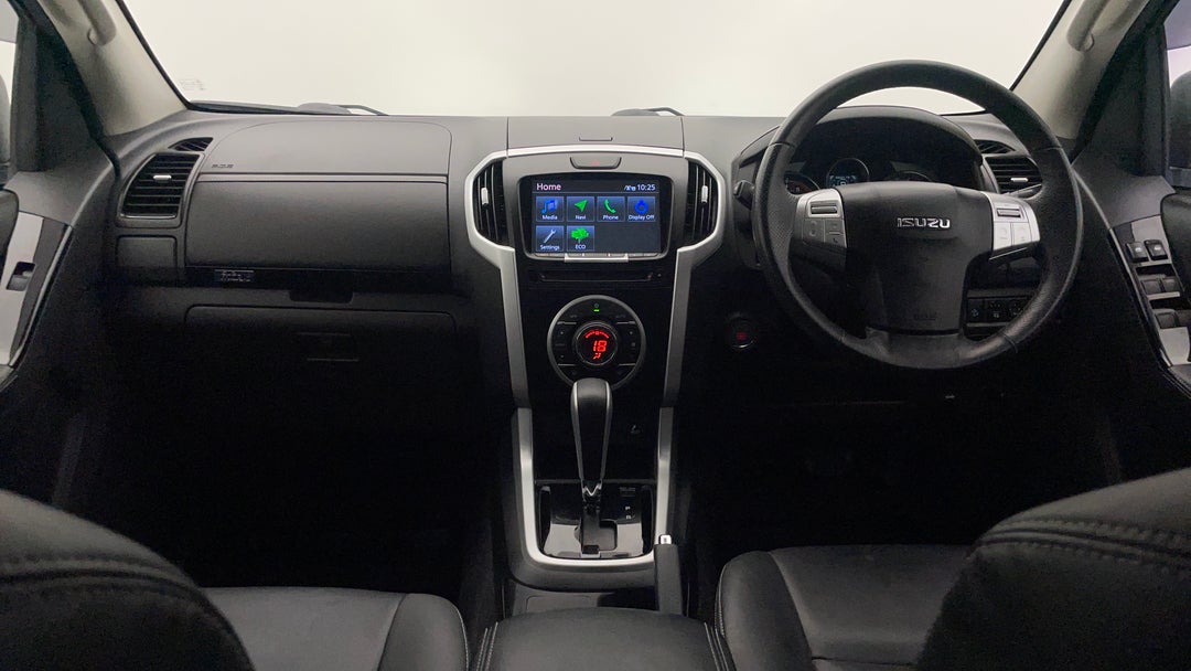 2021 Isuzu MU-X Ls-t (4x2), Automatic, 45059 km, Dashboard View