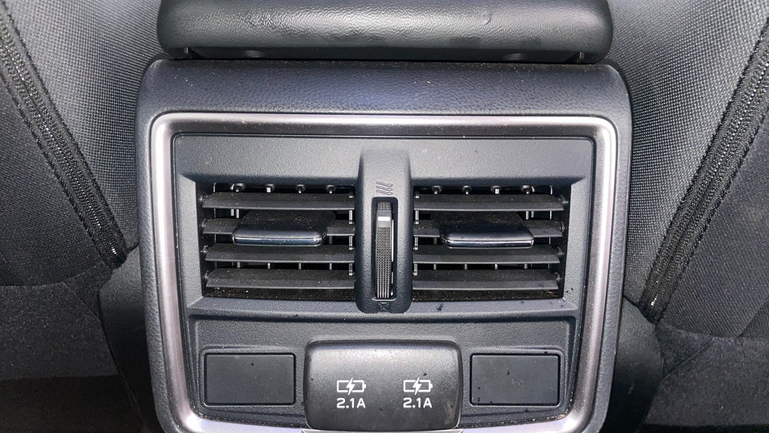 Rear A/C Vent