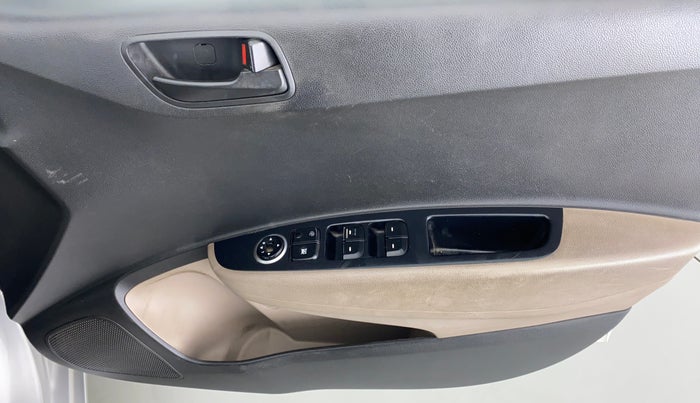 2014 Hyundai Grand i10 MAGNA 1.2 VTVT, Petrol, Manual, 48,006 km, Driver Side Door Panels Control