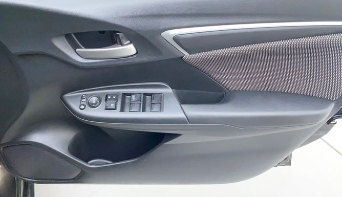 2017 Honda WR-V 1.2L I-VTEC VX MT, Petrol, Manual, 30,318 km, Driver Side Door Panels Control