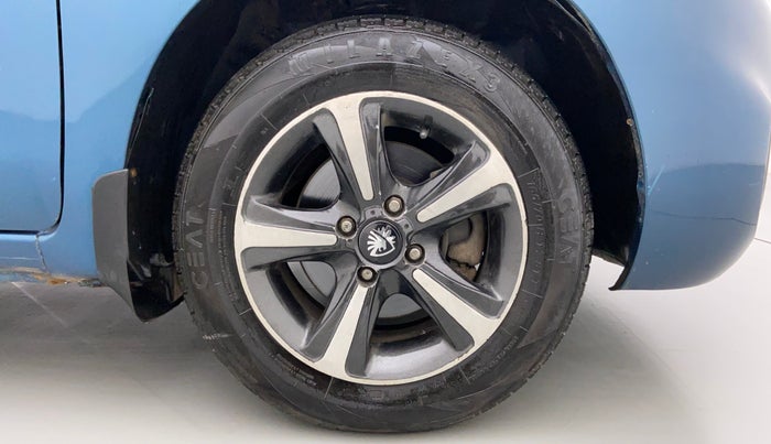 2014 Nissan Micra XE DIESEL, Diesel, Manual, 55,767 km, Right Front Wheel