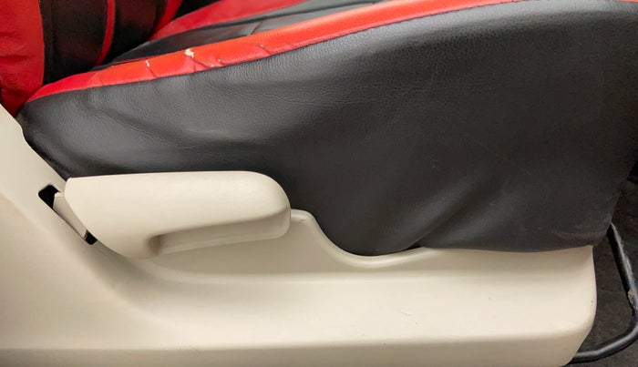 2019 Maruti Celerio ZXI D, CNG, Manual, 49,601 km, Driver Side Adjustment Panel