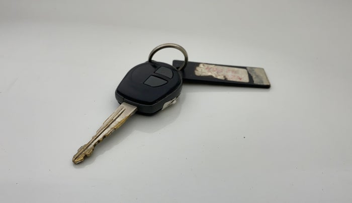 2015 Maruti Swift VXI, Petrol, Manual, 43,563 km, Lock system - Remote key not functional