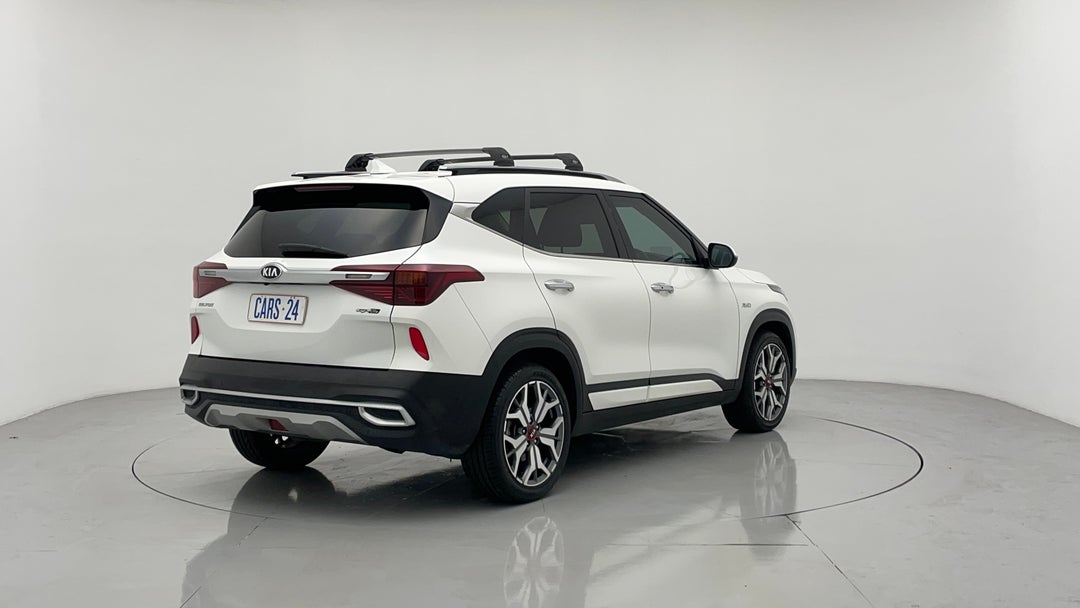 Right Back Diagonal (45- Degree) View