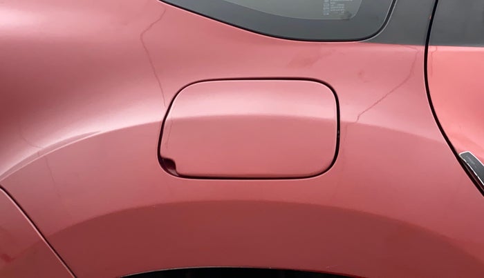 2017 Nissan Terrano XL (D), Diesel, Manual, 1,15,537 km, Right quarter panel - Paint has minor damage