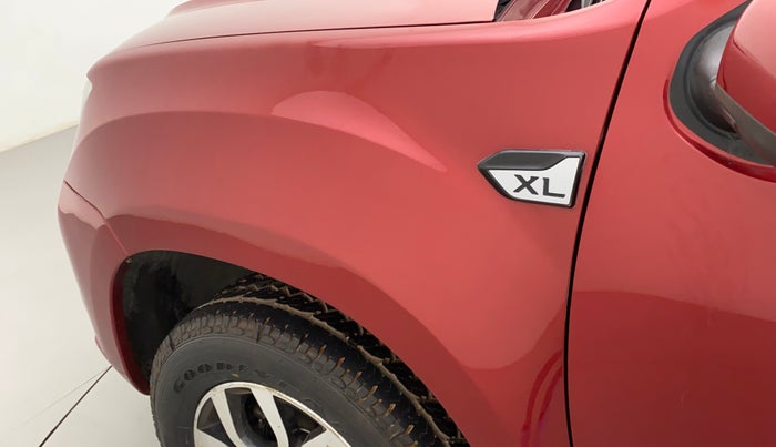 2017 Nissan Terrano XL (D), Diesel, Manual, 1,15,537 km, Left fender - Minor scratches