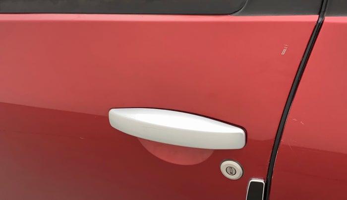 2017 Nissan Terrano XL (D), Diesel, Manual, 1,15,537 km, Front passenger door - Minor scratches