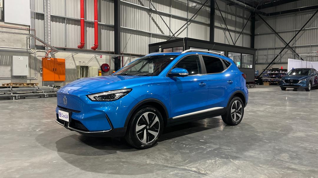 2023 MG ZS EV Long Range, Automatic, 37017 km, Left Front Diagonal (45- Degree) View