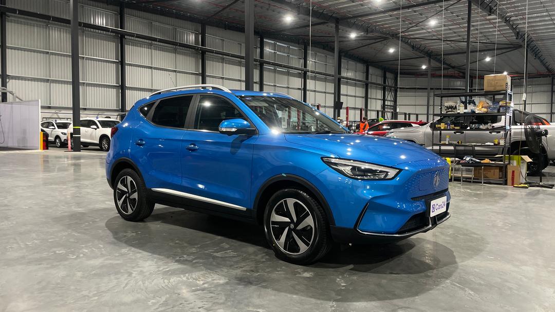 2023 MG ZS EV Long Range, Automatic, 37017 km, Right Front Diagonal (45- Degree) View