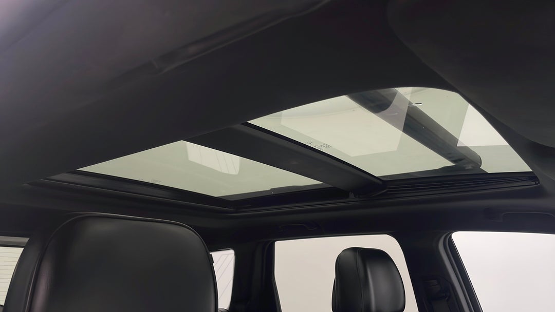 2015 Jeep Grand Cherokee Overland (4x4), Automatic, 102286 km, Interior Sunroof/Moonroof