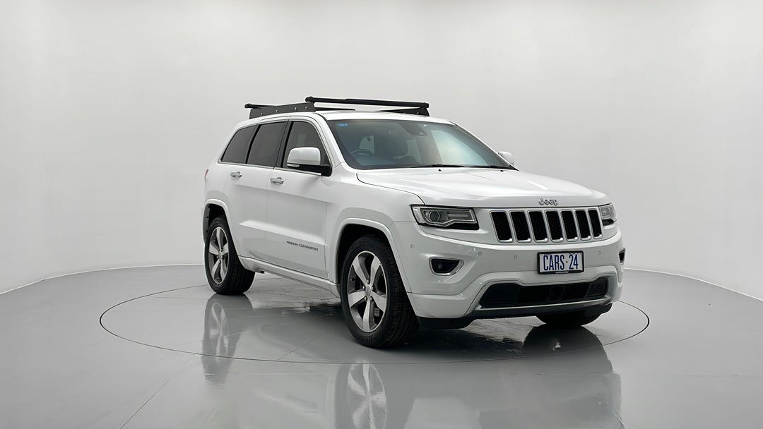 2015 Jeep Grand Cherokee Overland (4x4), Automatic, 102286 km, Right Front Diagonal (45- Degree) View