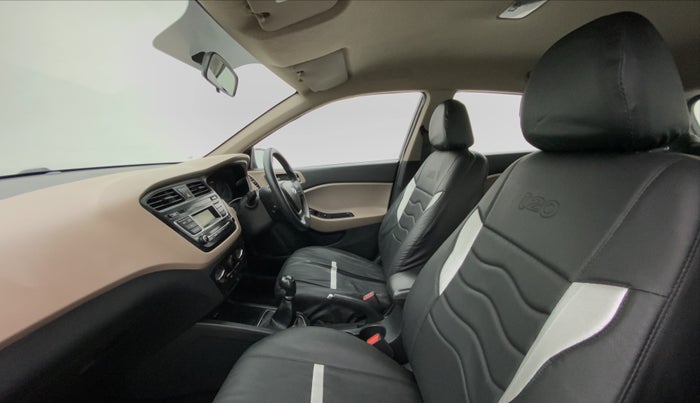2018 Hyundai Elite i20 Magna Executive 1.2, Petrol, Manual, 81,520 km, Right Side Front Door Cabin