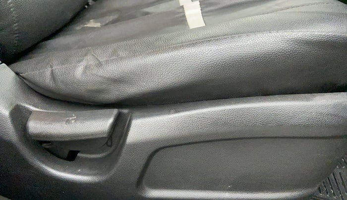 2018 Hyundai Elite i20 Magna Executive 1.2, Petrol, Manual, 81,520 km, Driver Side Adjustment Panel