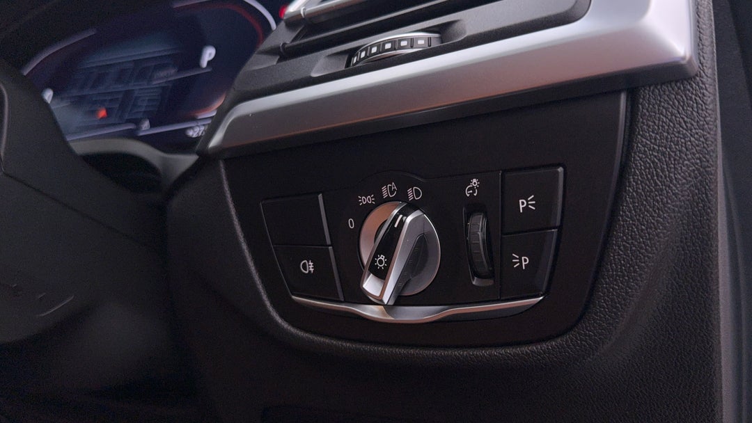 2023 BMW X3 xDrive30i M Sport, Automatic, 71697 km, Utility Switches/Buttons