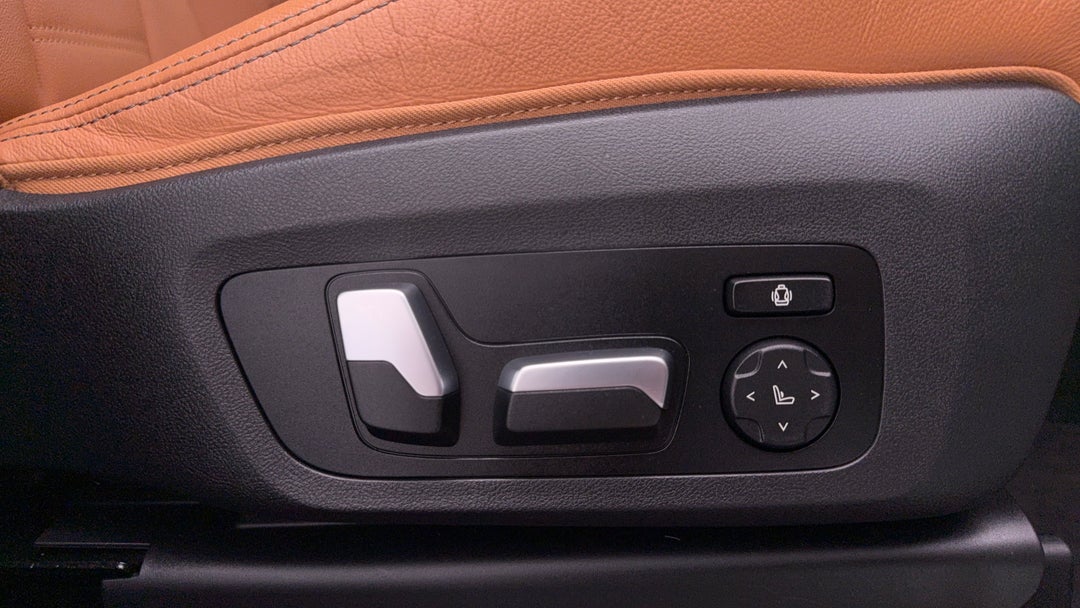 2023 BMW X3 xDrive30i M Sport, Automatic, 71697 km, Drivers Side Adjustment Panel