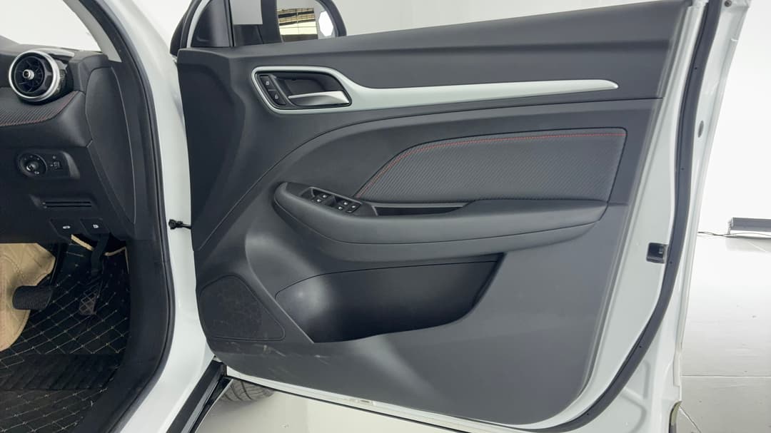 2022 MG Zst Vibe, Automatic, 67623 km, Speaker View