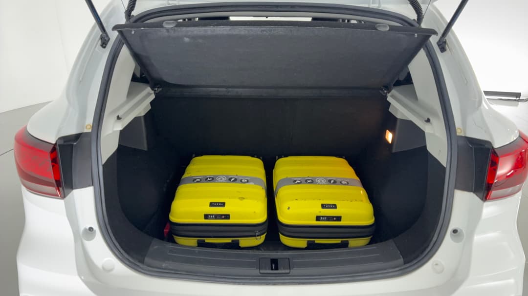 2022 MG Zst Vibe, Automatic, 67623 km, Boot Inside View with Luggage
