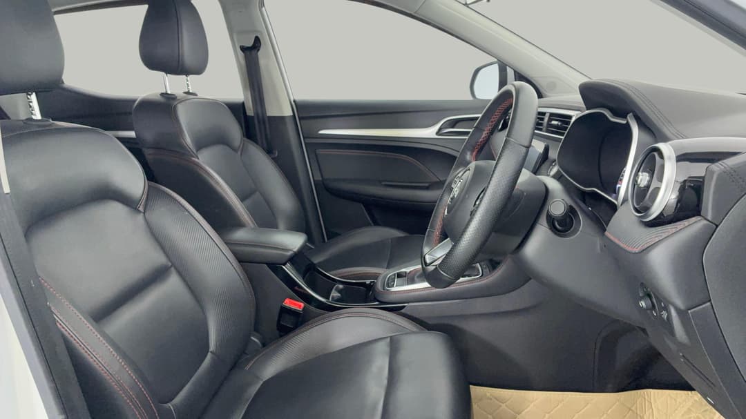 2022 MG Zst Vibe, Automatic, 67623 km, Right Side Front Door Cabin View