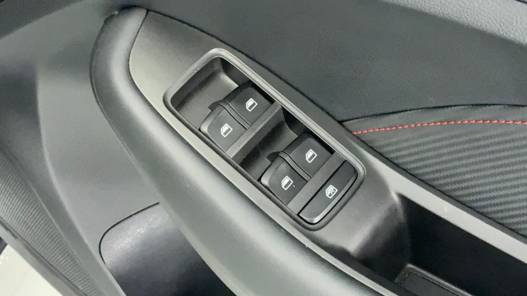 2022 MG Zst Vibe, Automatic, 67623 km, Drivers Side Door Panel Controls