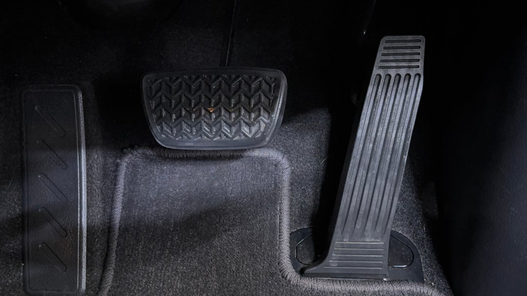 Pedals and Footmat