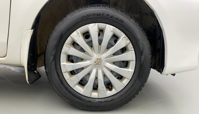 2011 Toyota Etios G, Petrol, Manual, 48,236 km, Right Front Wheel