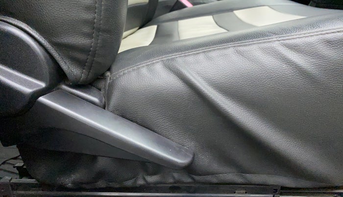 2011 Toyota Etios G, Petrol, Manual, 48,236 km, Driver Side Adjustment Panel