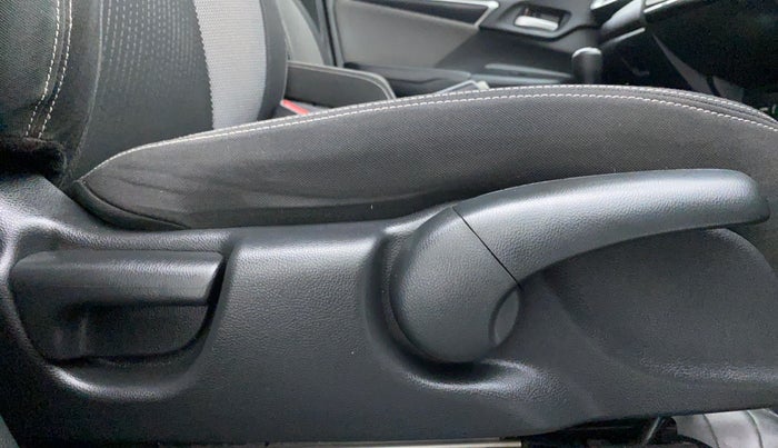 2018 Honda WR-V 1.5 i-DTEC VX MT, Diesel, Manual, 38,333 km, Driver Side Adjustment Panel