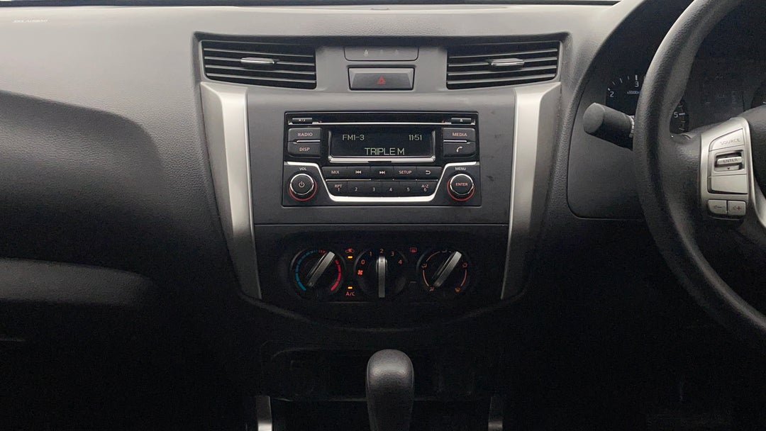 2018 Nissan Navara Rx (4x2), Automatic, 90882 km, Infotainment System