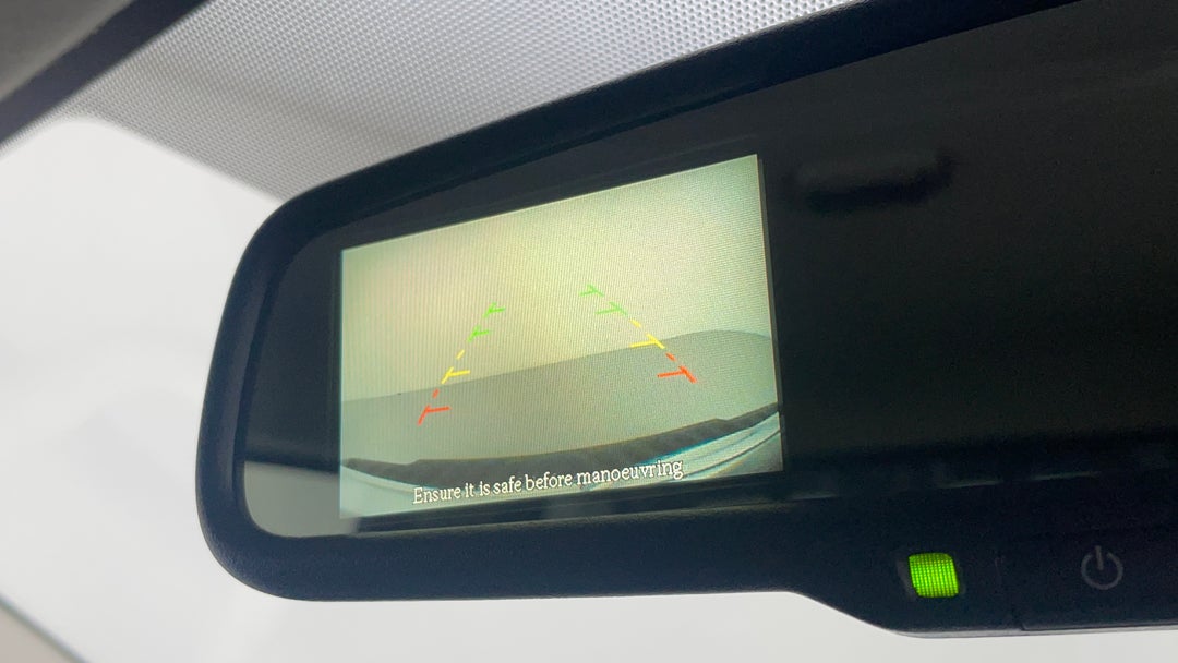 2018 Nissan Navara Rx (4x2), Automatic, 90882 km, Parking Camera