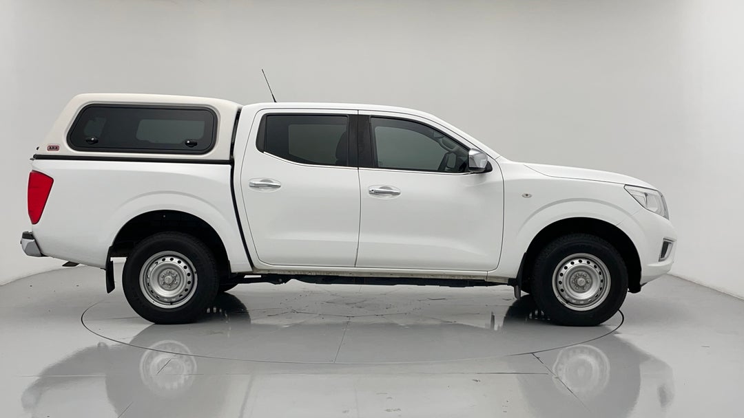 2018 Nissan Navara Rx (4x2), Automatic, 90882 km, Right Side View