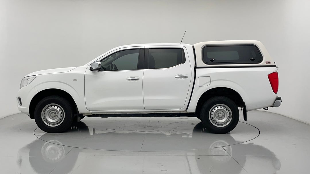 2018 Nissan Navara Rx (4x2), Automatic, 90882 km, Left Side View