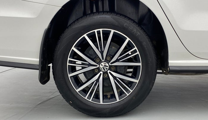 2020 Volkswagen Vento COMFORTLINE 1.0 TSI MT, Petrol, Manual, 69,818 km, Right Rear Wheel