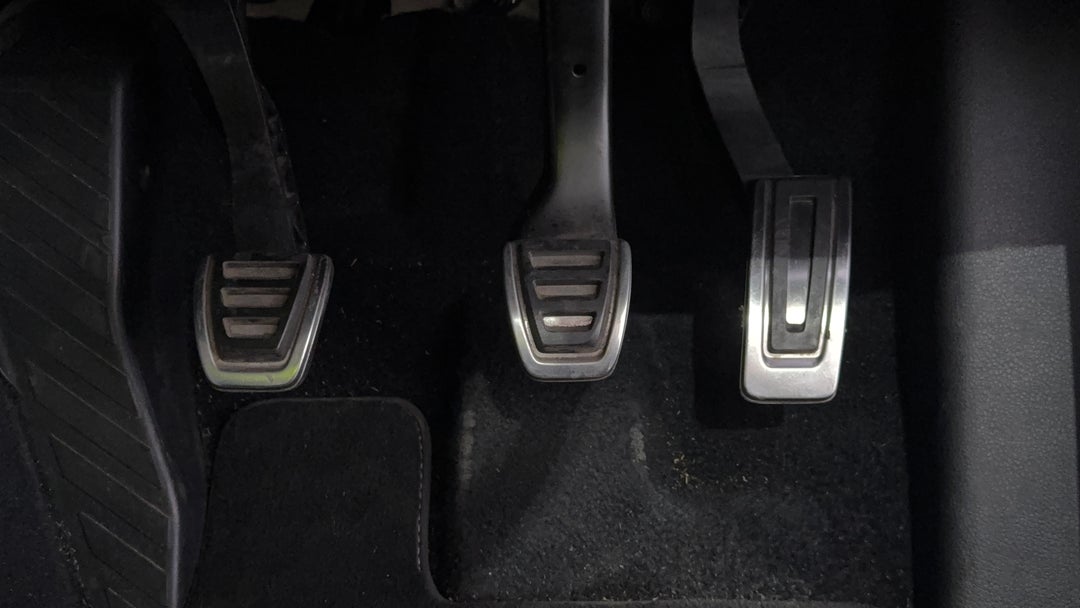 Pedals and Footmat