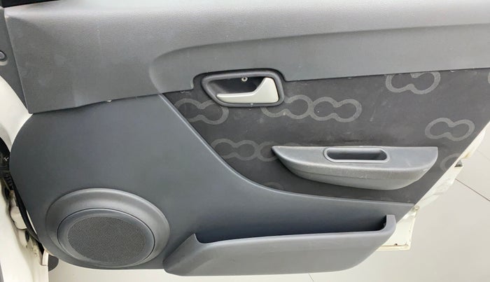 2014 Maruti Alto 800 VXI, Petrol, Manual, 70,920 km, Driver Side Door Panels Control