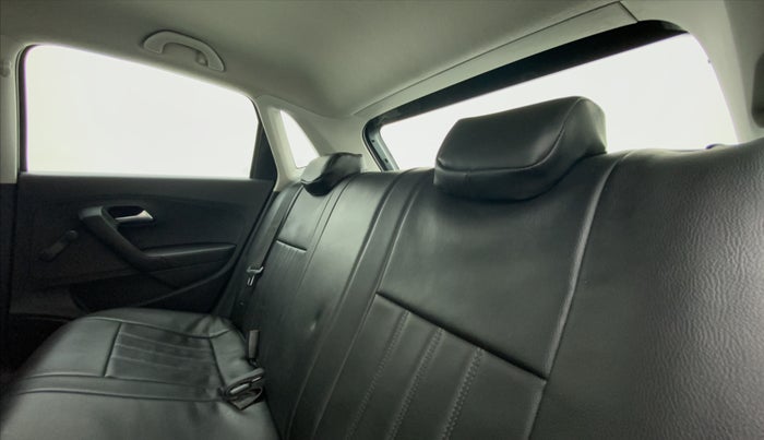 2019 Volkswagen Polo Trendline 1.0 L Petrol, Petrol, Manual, 34,988 km, Right Side Rear Door Cabin