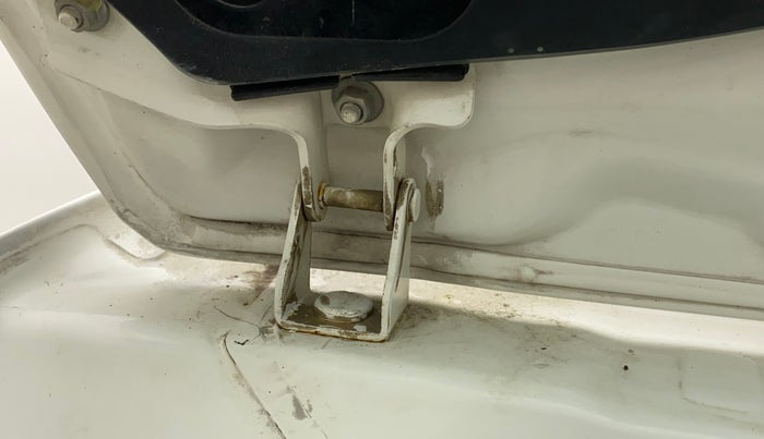 2016 Honda Brio E MT, Petrol, Manual, 59,609 km, Dicky (Boot door) - Slightly rusted