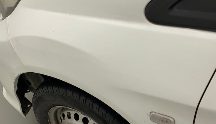 2016 Honda Brio E MT, Petrol, Manual, 59,609 km, Left fender - Minor scratches